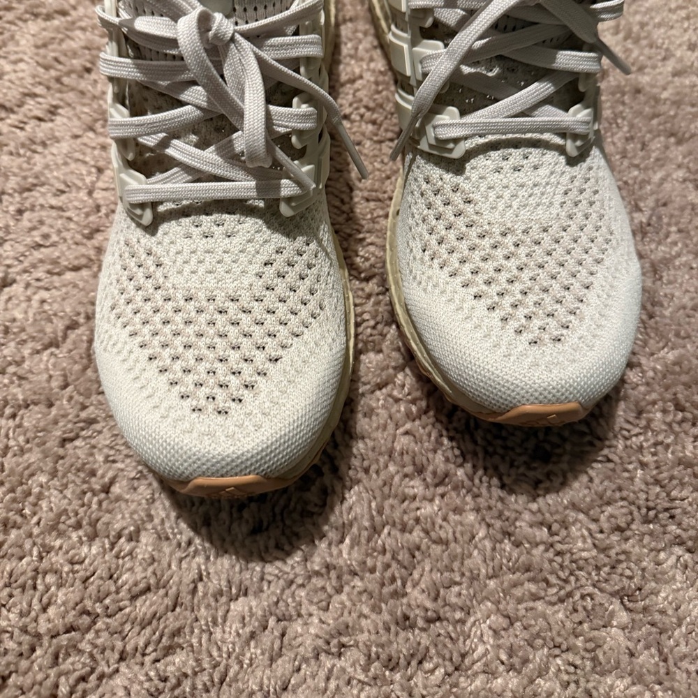 adidas unisex White Running Shoes